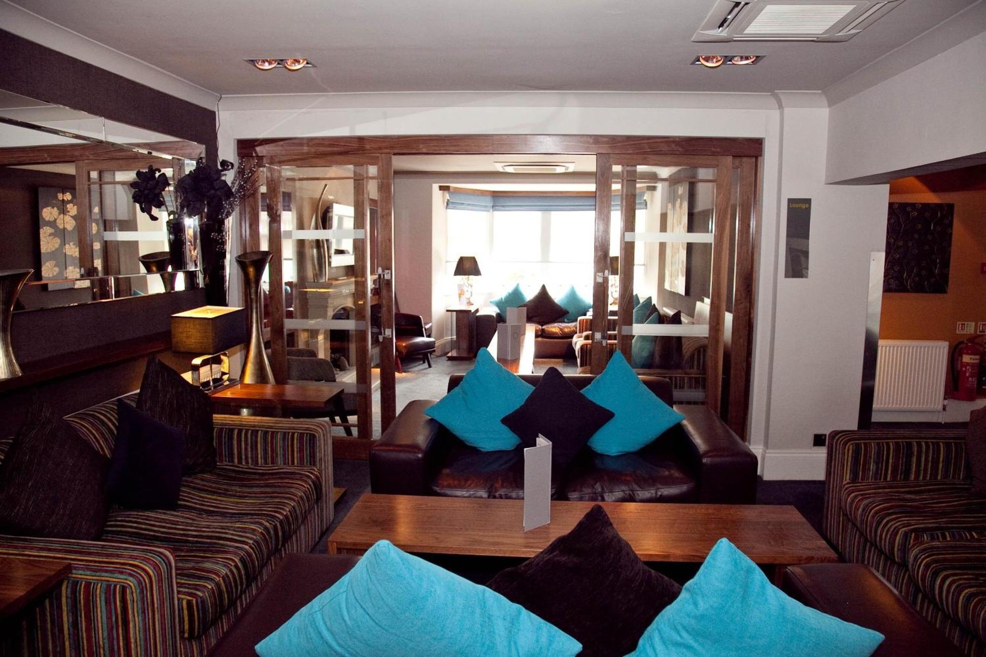 The Studley Hotel Harrogate Bagian luar foto