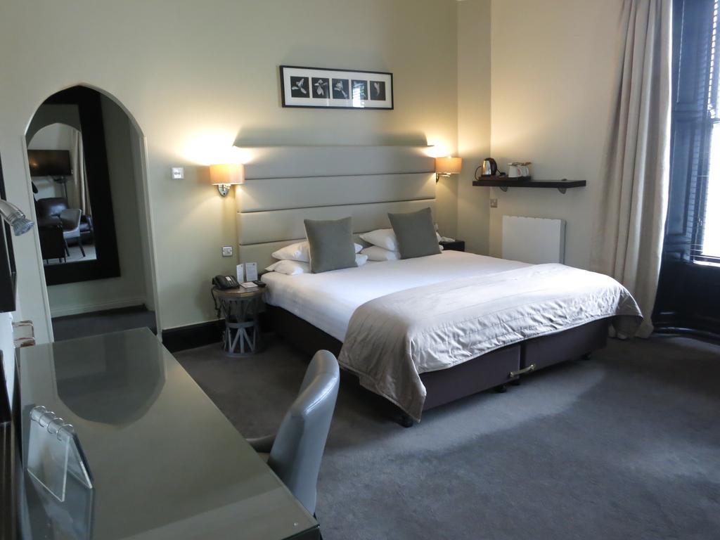 The Studley Hotel Harrogate Bagian luar foto