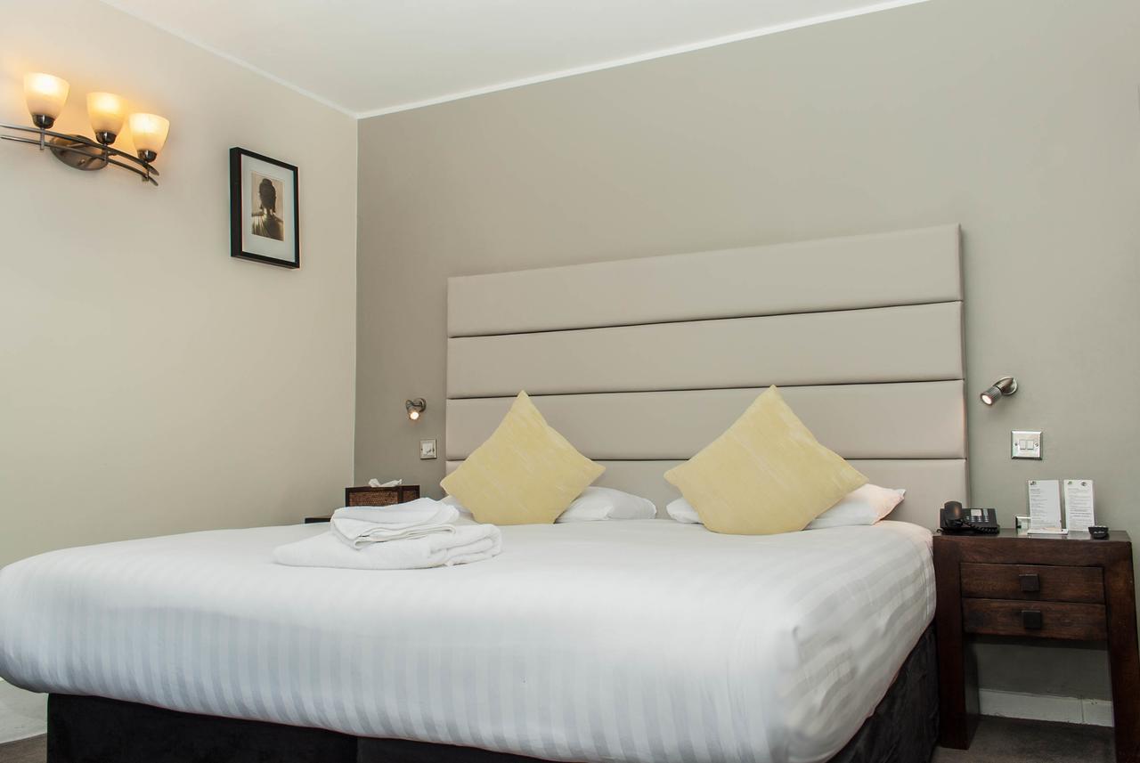 The Studley Hotel Harrogate Bagian luar foto